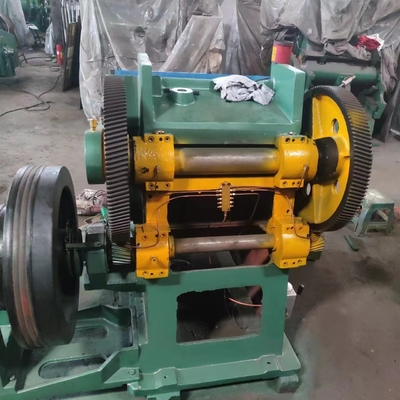 Maszyna do cięcia i wciskania prasy płaskiej 1300 Model 1300 * 920 5500 kg