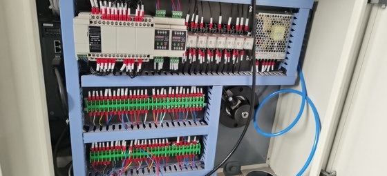 Przewijarka do cięcia blachy 4,0 kW Moc 800 mm Z ekranem dotykowym PLC