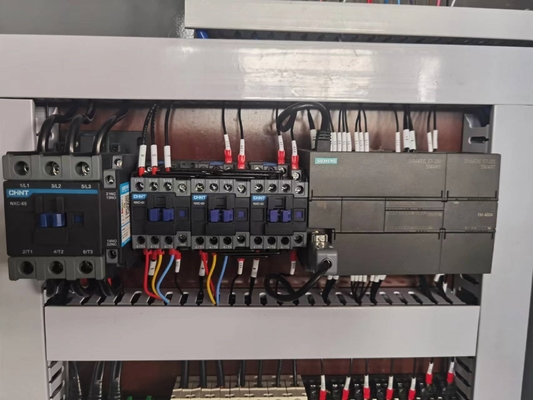 HJ-C2000-III Przewijarka do cięcia wzdłużnego z komponentami PLC o średnicy 600 mm i prędkości 450 m / min