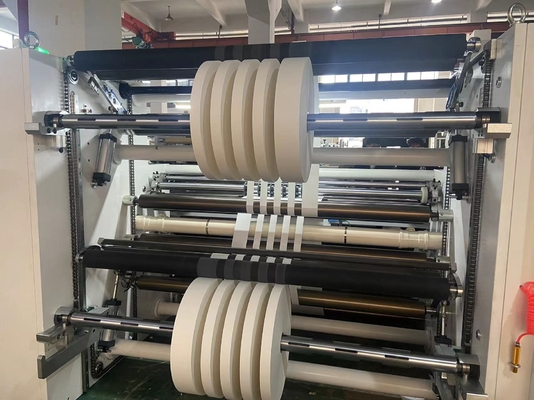 Krajarka do taśmy 1350 mm Wysoka prędkość 30 g / M2 ~ 350 g / M2