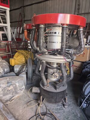 Grubość folii 0,004 do 0,1 mm Elastyczny system wytłaczania folii obejmujący wydajność wytłaczania od 100 do 500 kg na godzinę dla linii do produkcji folii