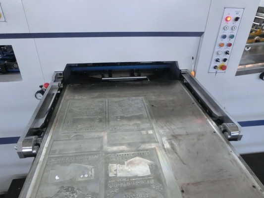 Komercyjna automatyczna maszyna do tłoczenia 1050x750mm 5500s / H-7000s / H